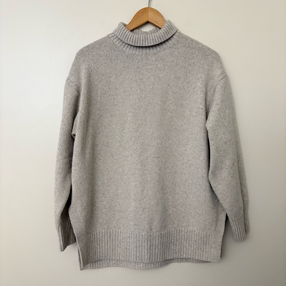 H&M Wool Blend Sweater Mockneck Relaxed Fit Taupe Size M - Picture 11 of 11